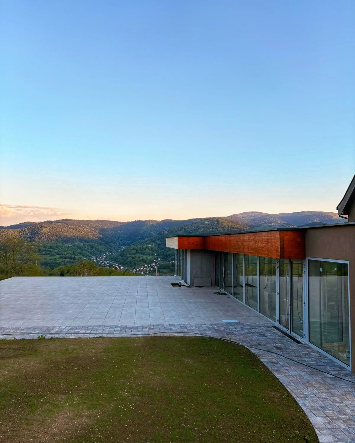 498945038_122143846958693320_7949143344486798708_n